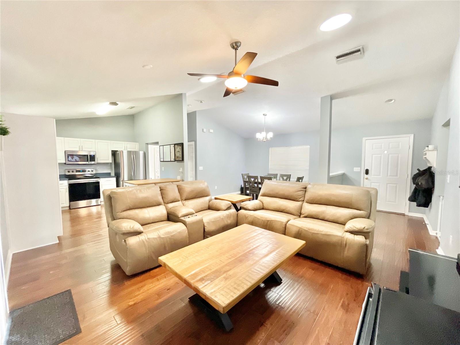 Image 9 of 52 For 6623 81st Terrace