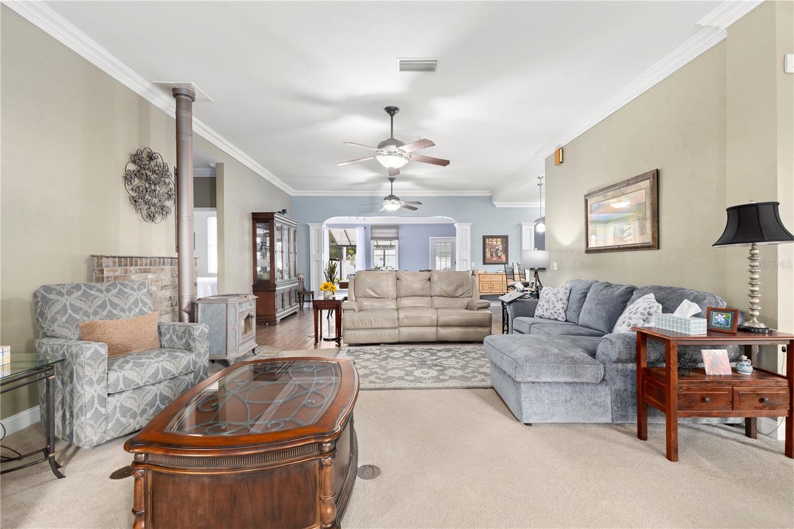 Image 11 of 40 For 208 Freeman Glen