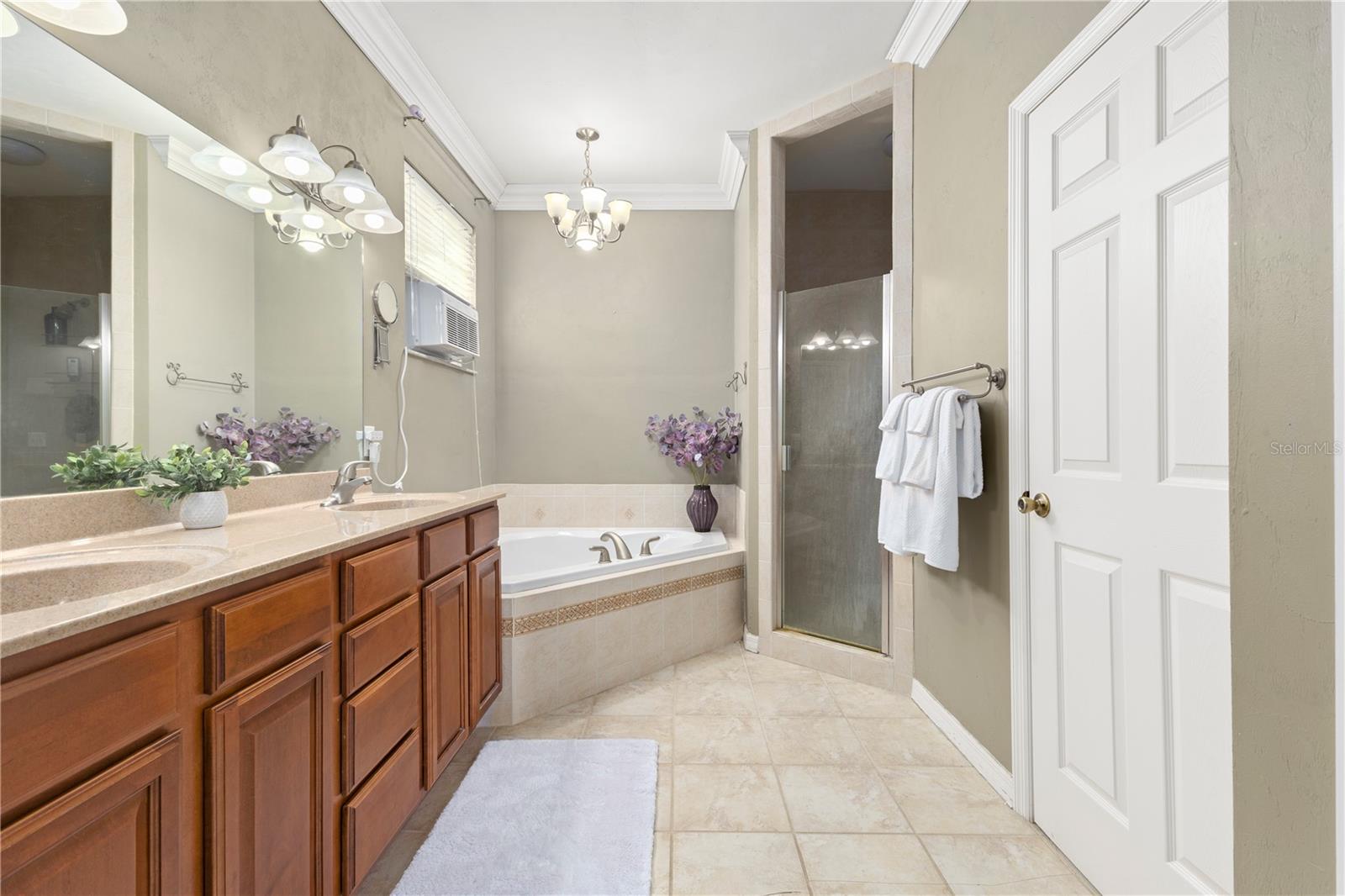 Image 14 of 40 For 208 Freeman Glen