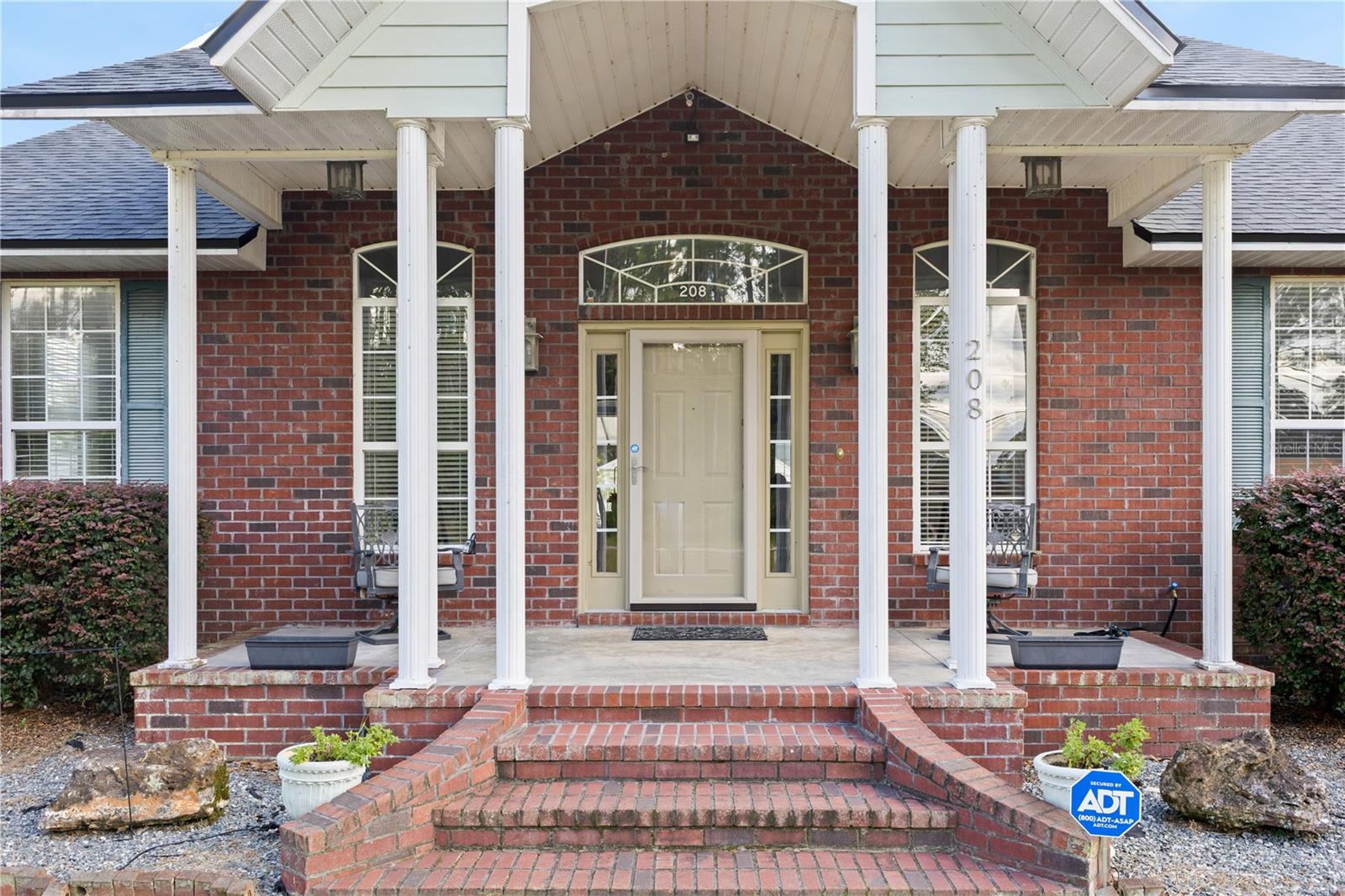 Image 25 of 40 For 208 Freeman Glen