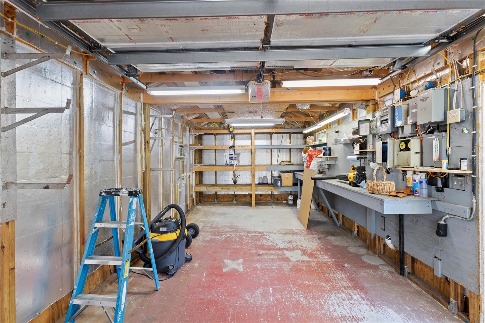 Image 28 of 40 For 208 Freeman Glen