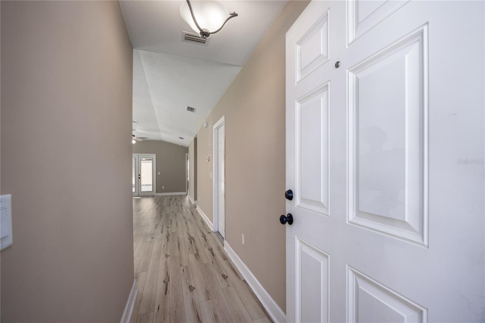 Image 5 of 33 For 470 251st Street