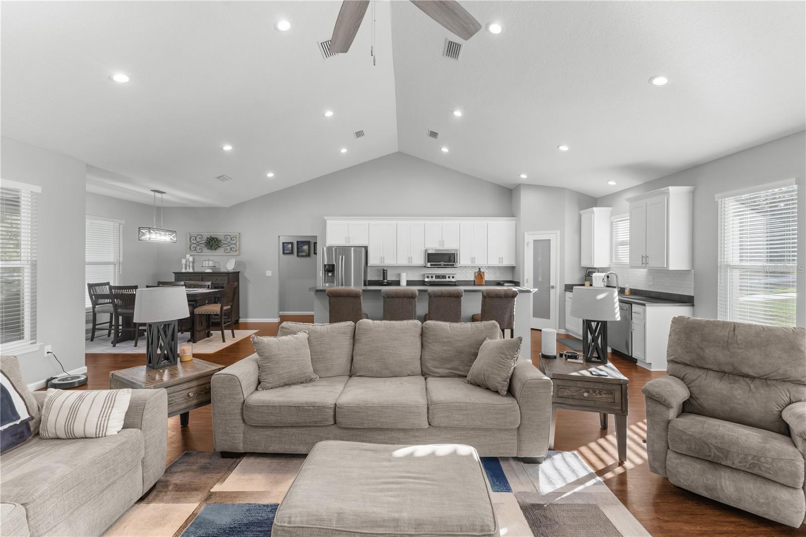 Image 4 of 21 For 261 Deanna Terrace