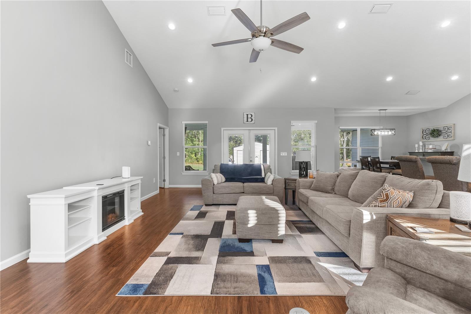 Image 6 of 21 For 261 Deanna Terrace