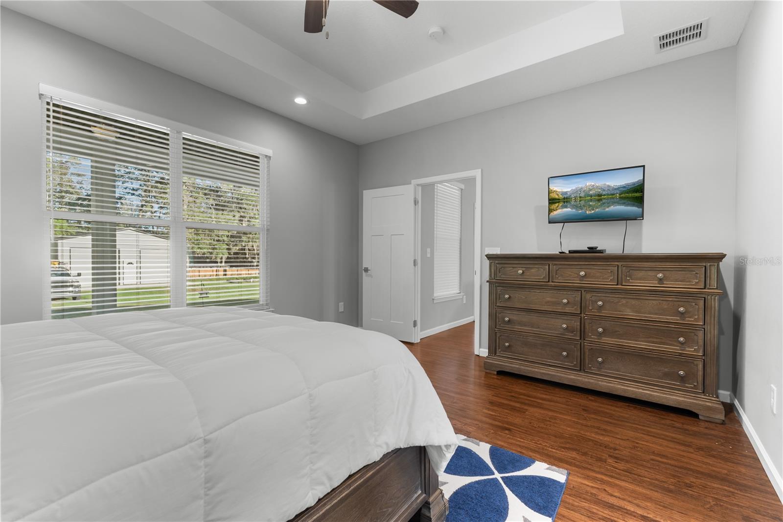 Image 8 of 21 For 261 Deanna Terrace