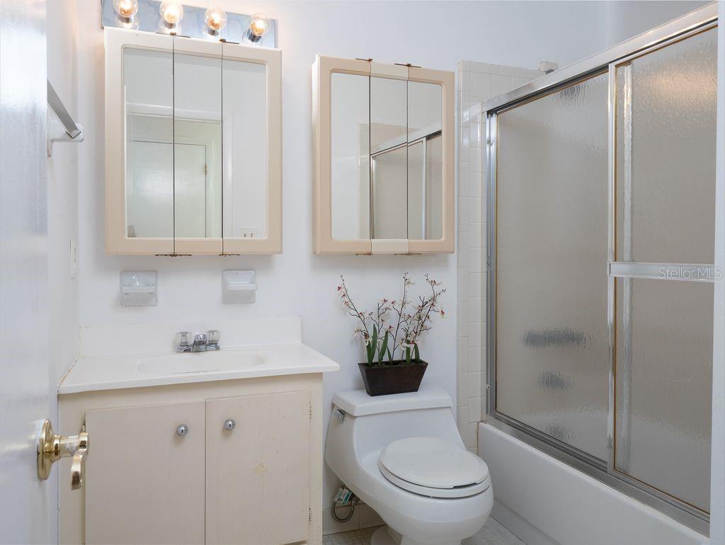 Image 12 of 23 For 4510 31st Avenue