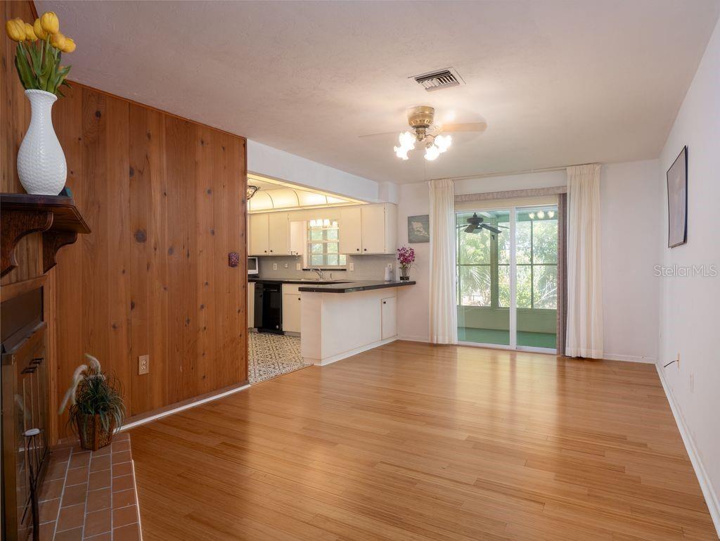 Image 4 of 23 For 4510 31st Avenue