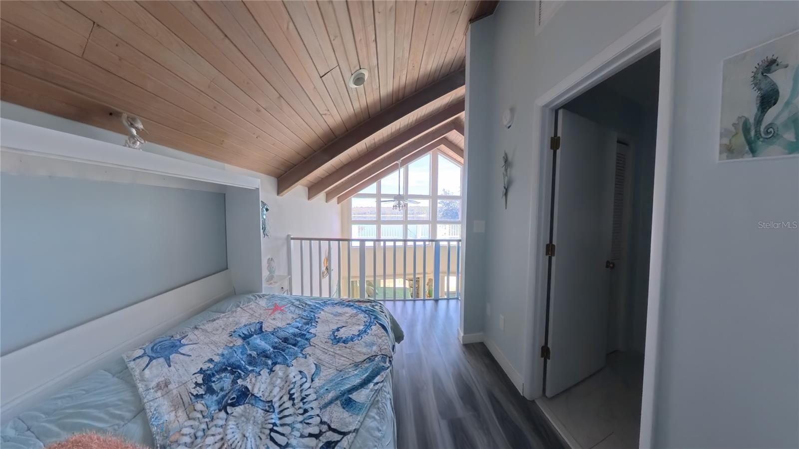 Image 10 of 16 For 202 Cue Lake Drive