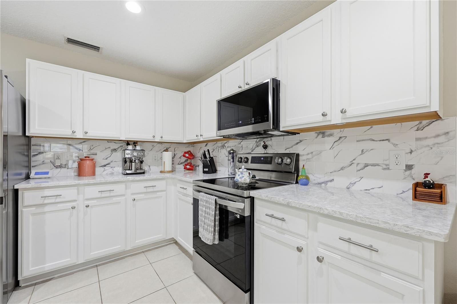 Image 13 of 45 For 4535 Golf Ridge Drive