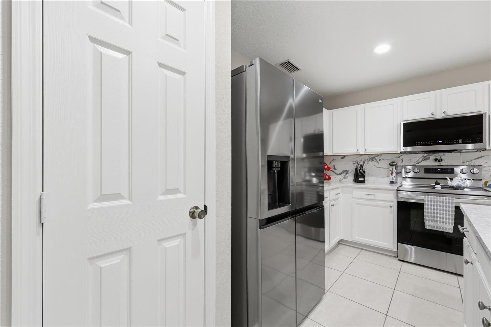 Image 17 of 45 For 4535 Golf Ridge Drive