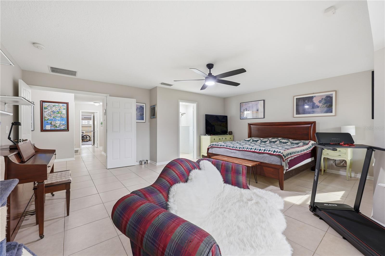 Image 19 of 45 For 4535 Golf Ridge Drive