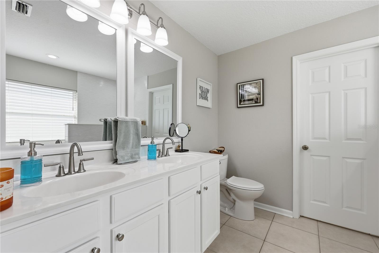 Image 22 of 45 For 4535 Golf Ridge Drive