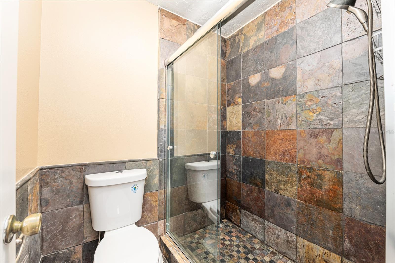 Image 20 of 50 For 3057 28th Circle