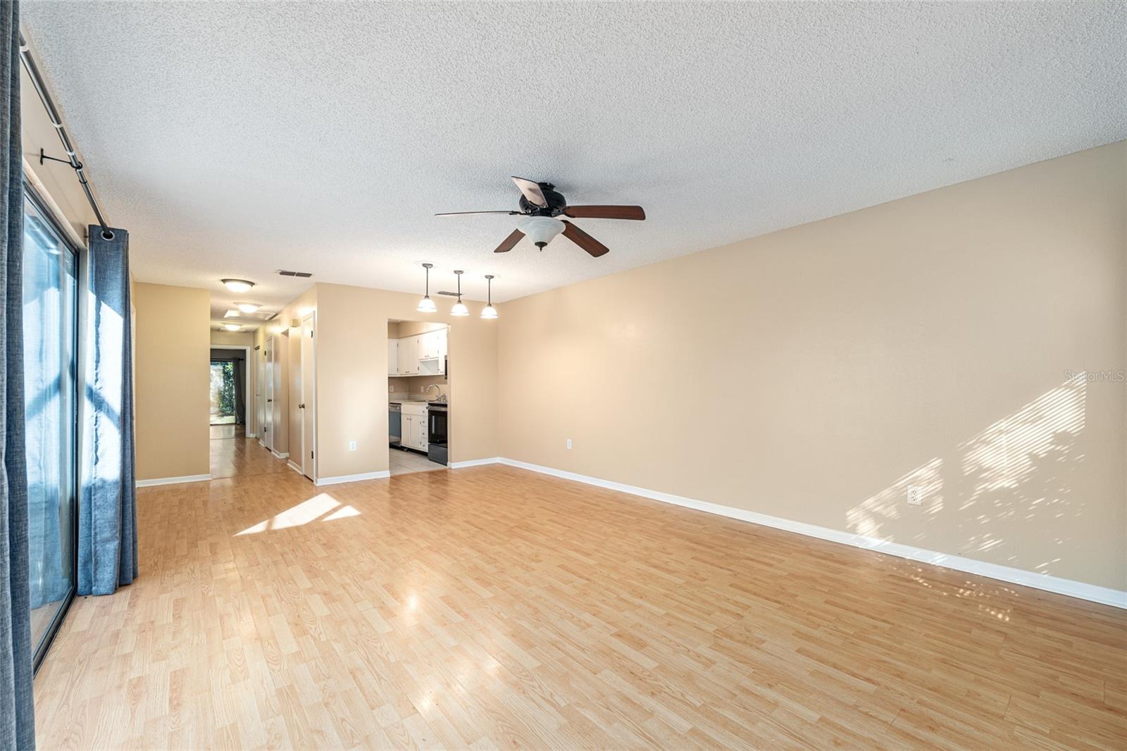 Image 3 of 50 For 3057 28th Circle