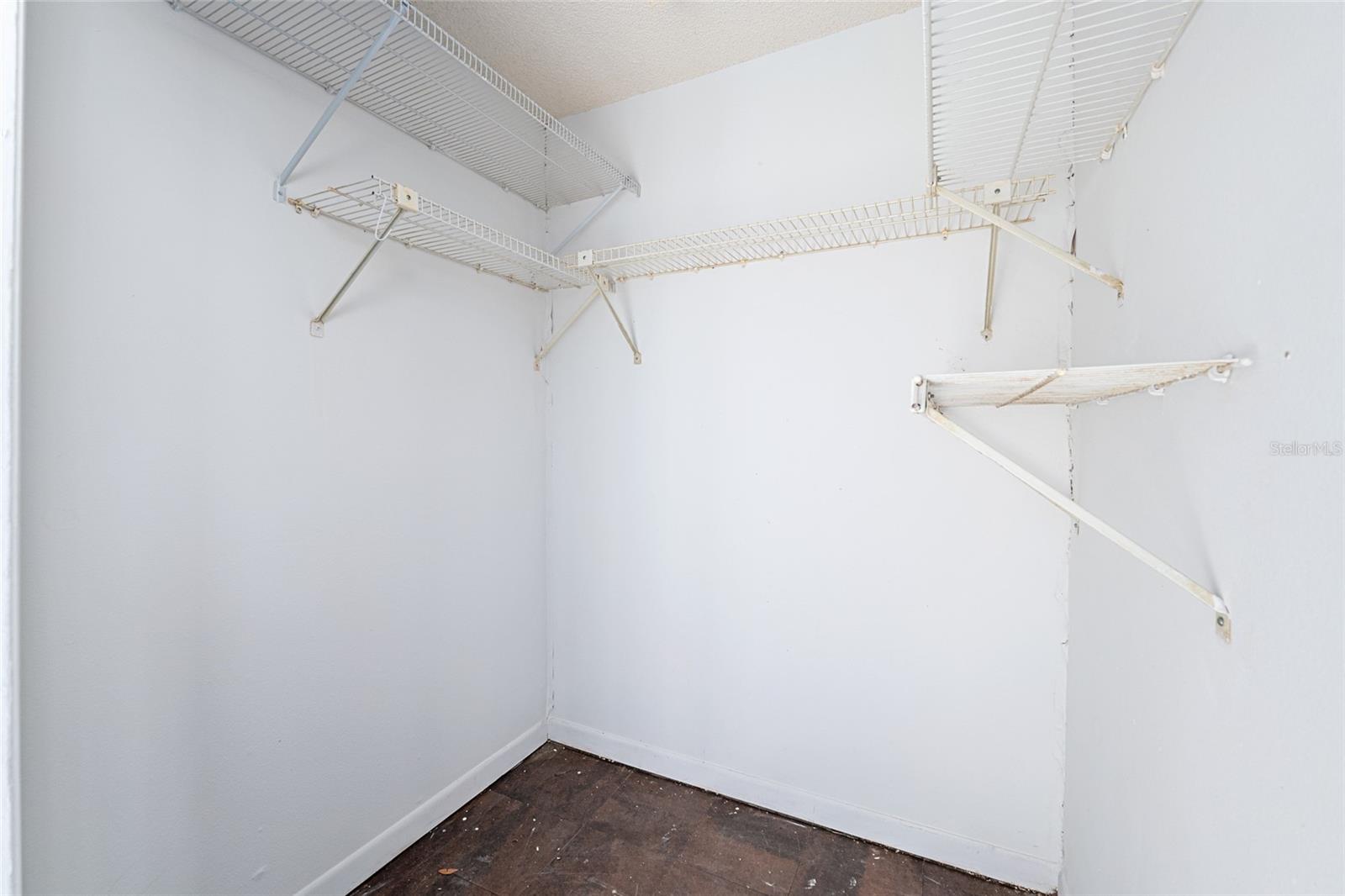 Image 31 of 50 For 3057 28th Circle