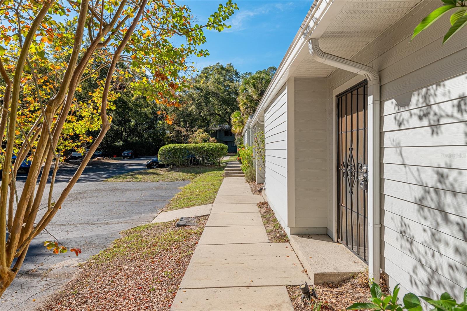 Image 37 of 50 For 3057 28th Circle