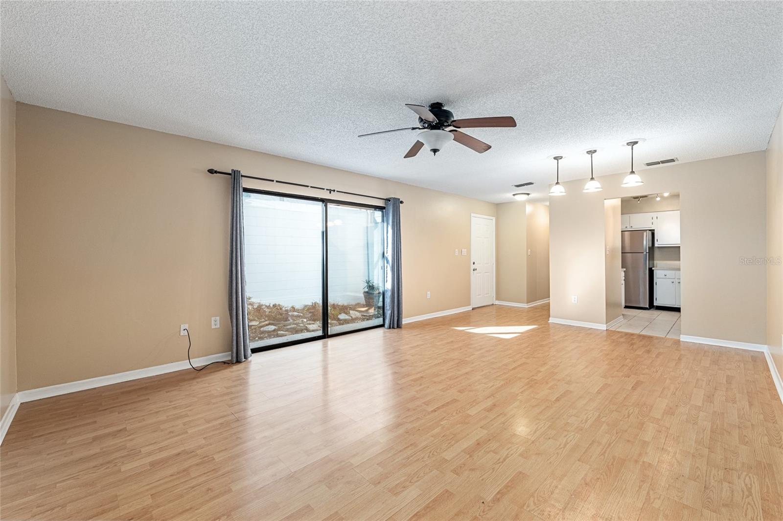 Image 7 of 50 For 3057 28th Circle