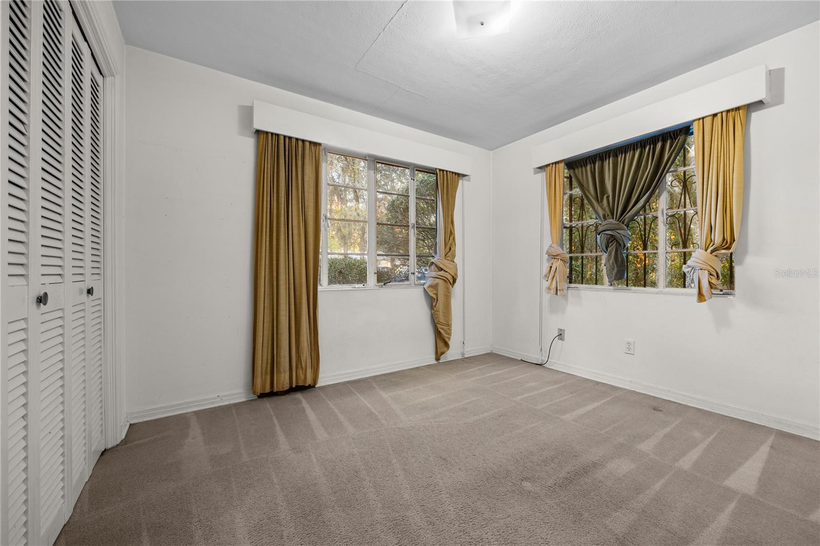 Image 26 of 33 For 2015 7th Place