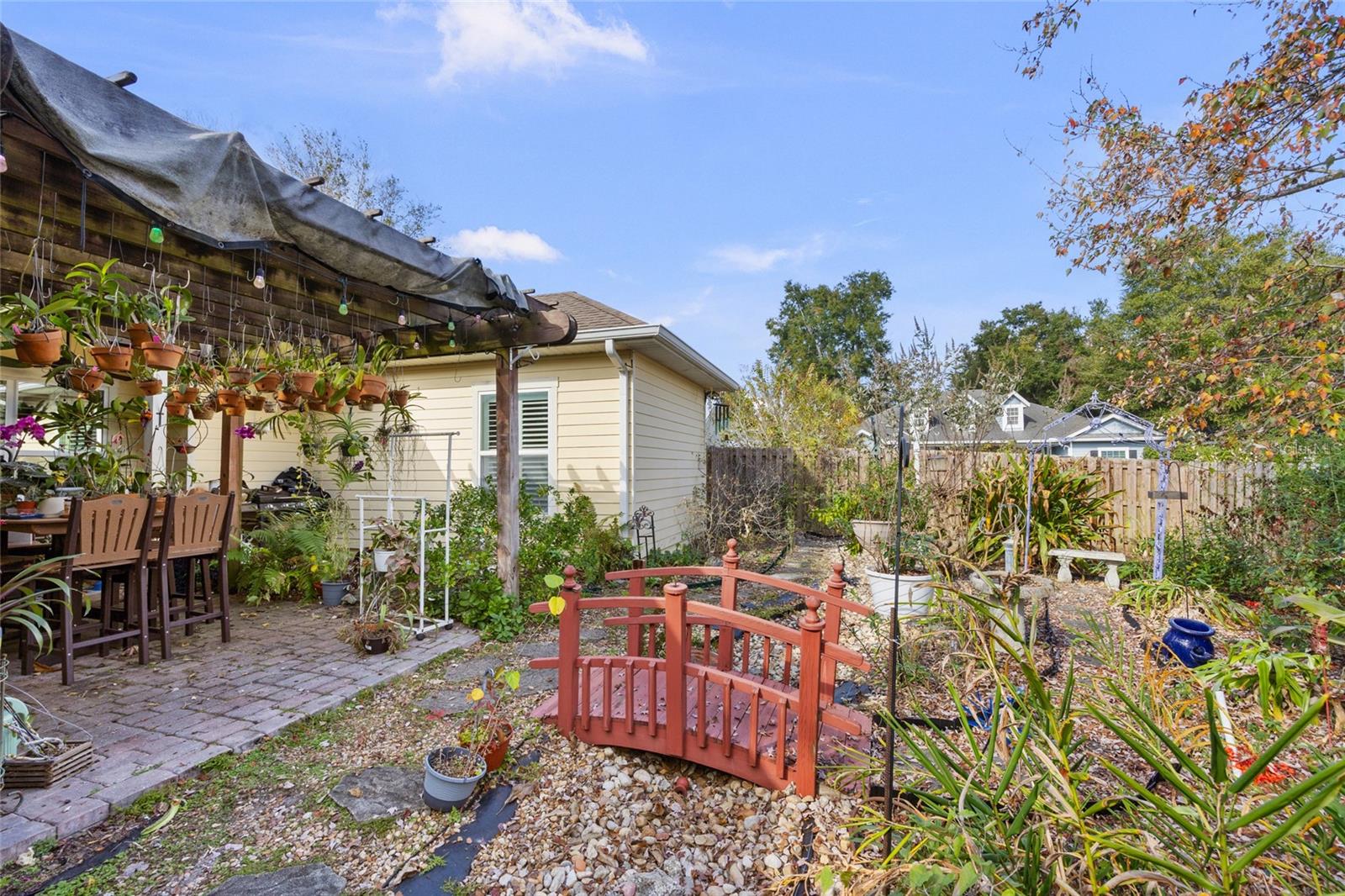 Image 26 of 32 For 16643 168th Terrace