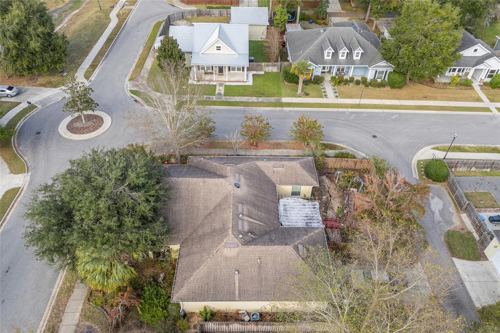 Image 27 of 32 For 16643 168th Terrace