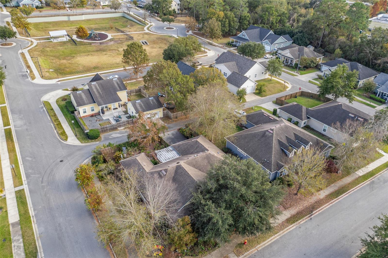 Image 28 of 32 For 16643 168th Terrace