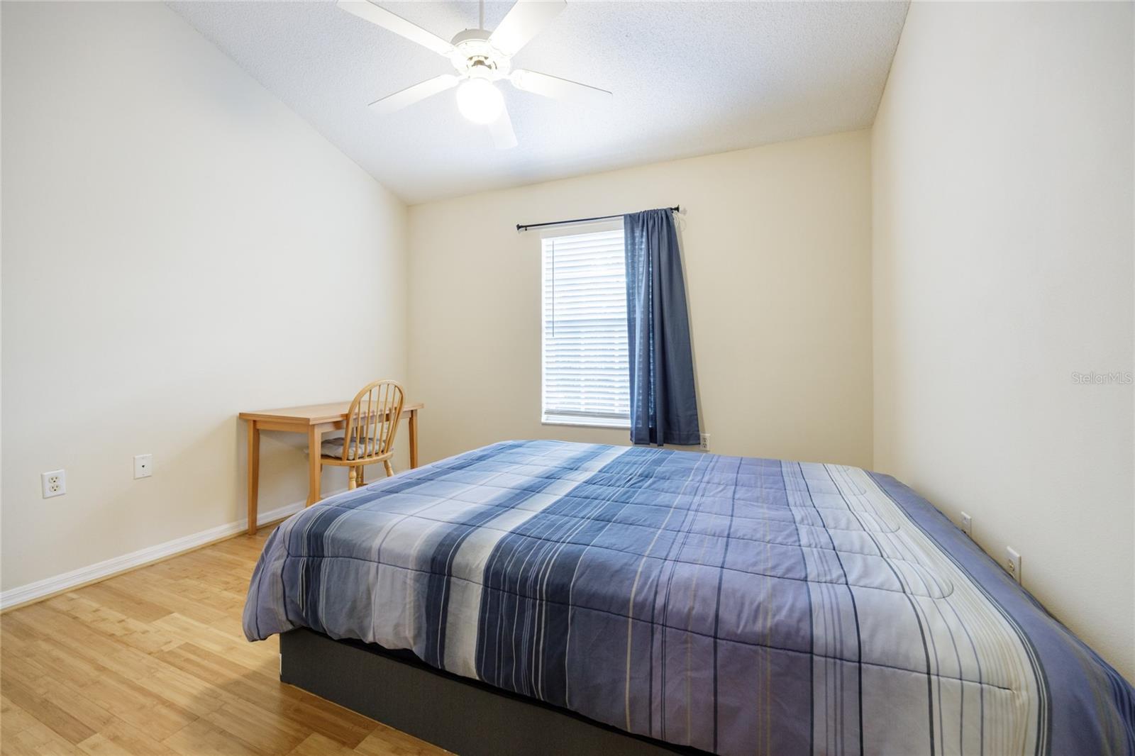 Image 24 of 32 For 10000 52nd Avenue 77