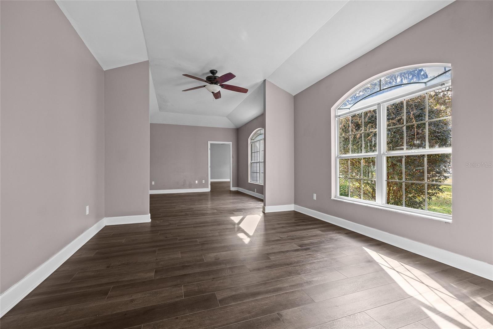 Image 15 of 41 For 5540 56th Avenue