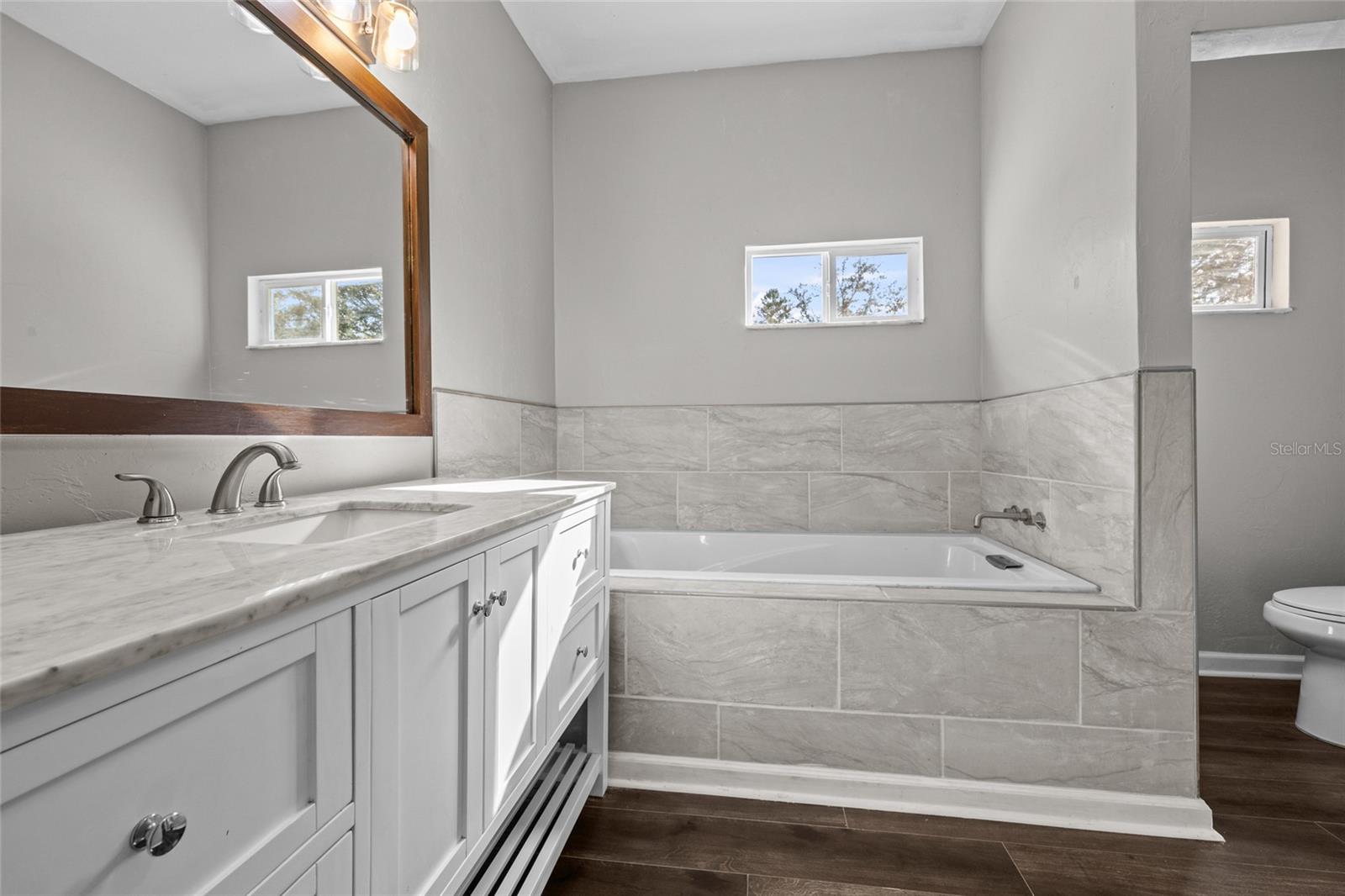 Image 19 of 41 For 5540 56th Avenue