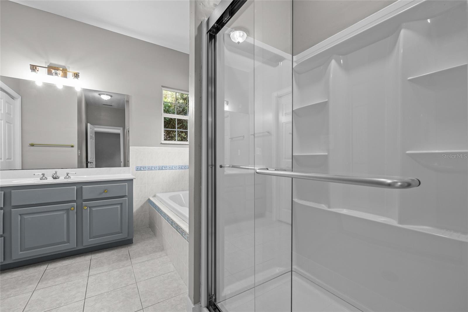 Image 22 of 41 For 5540 56th Avenue