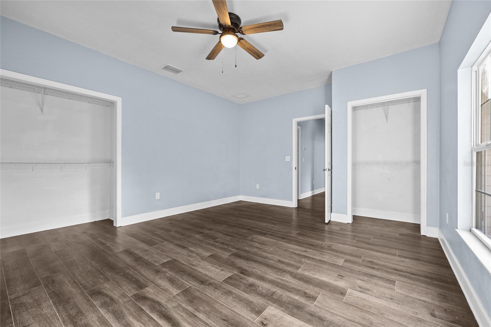 Image 25 of 41 For 5540 56th Avenue