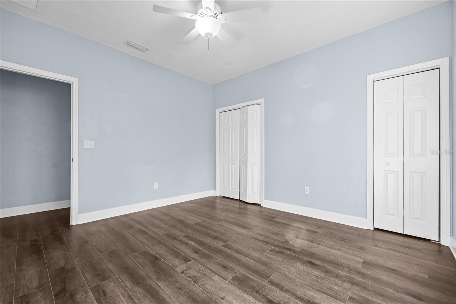 Image 27 of 41 For 5540 56th Avenue