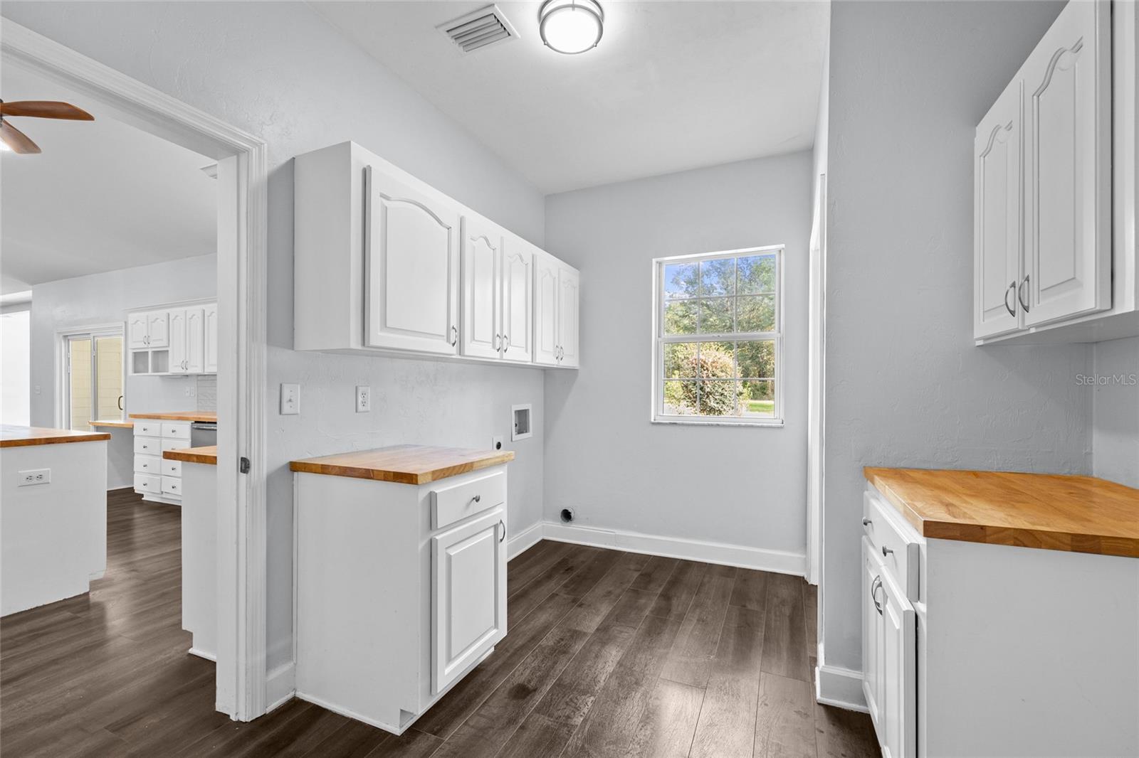 Image 29 of 41 For 5540 56th Avenue