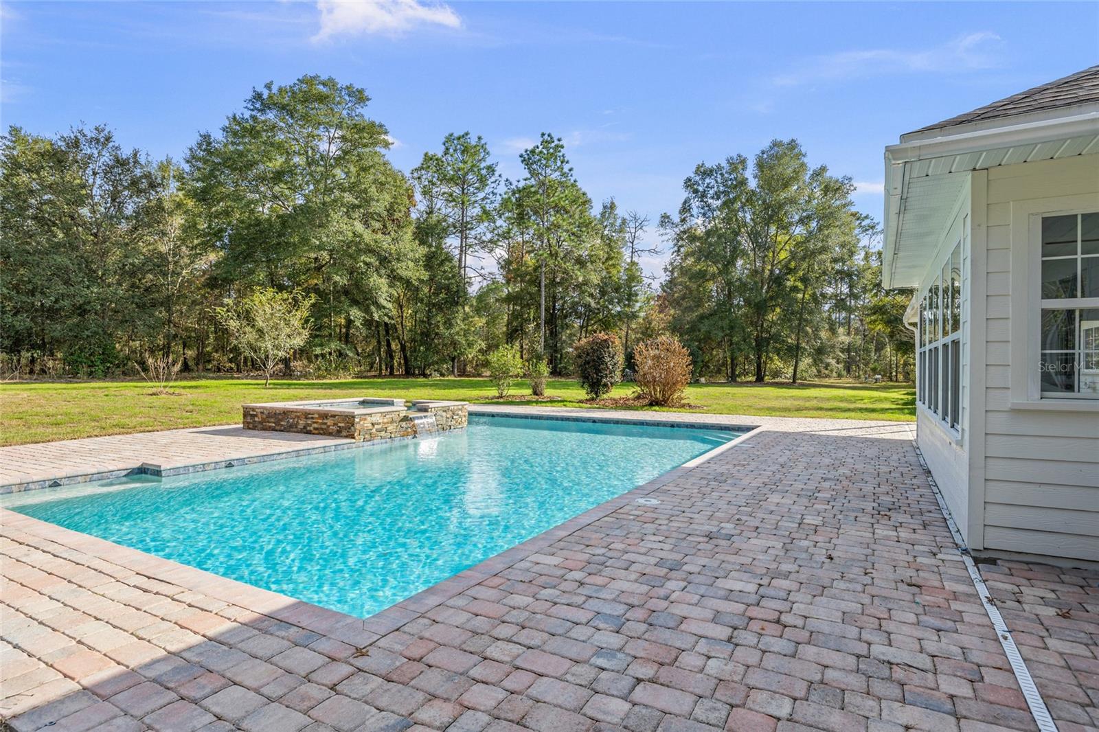 Image 33 of 41 For 5540 56th Avenue