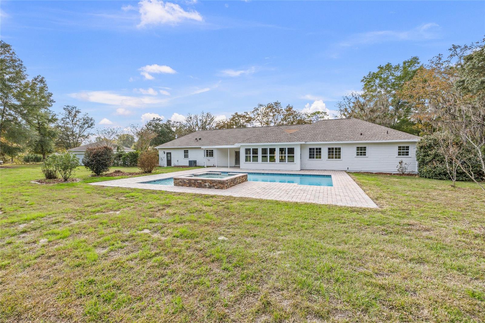 Image 34 of 41 For 5540 56th Avenue