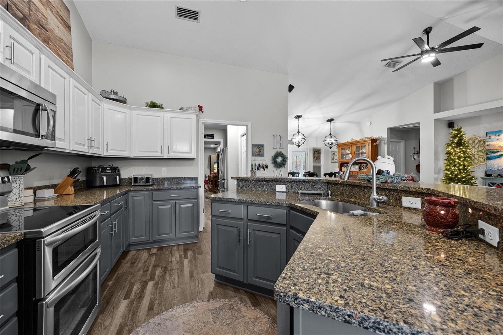 Image 10 of 48 For 6864 County Road 229a