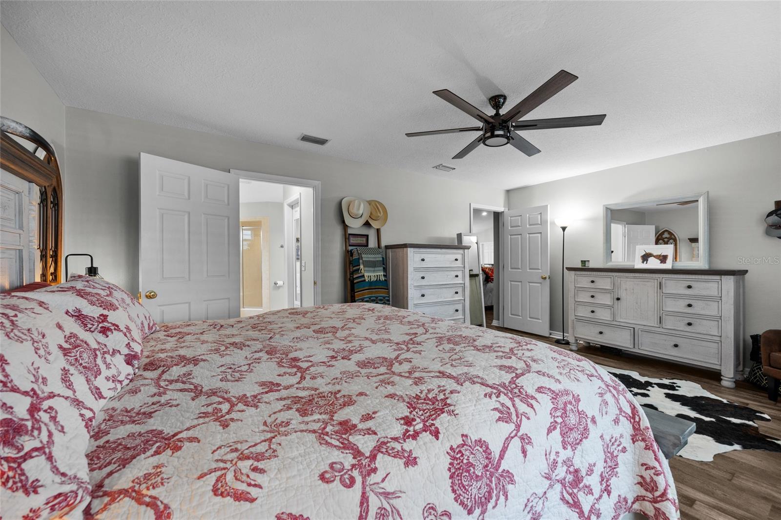 Image 15 of 48 For 6864 County Road 229a