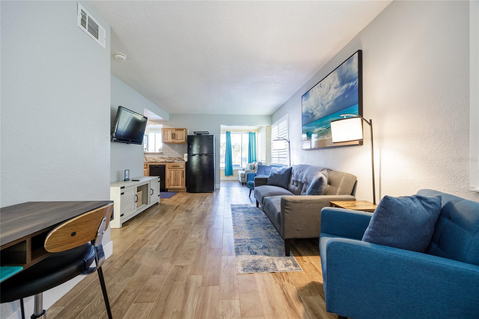 Image 16 of 59 For 7 Neptune Park