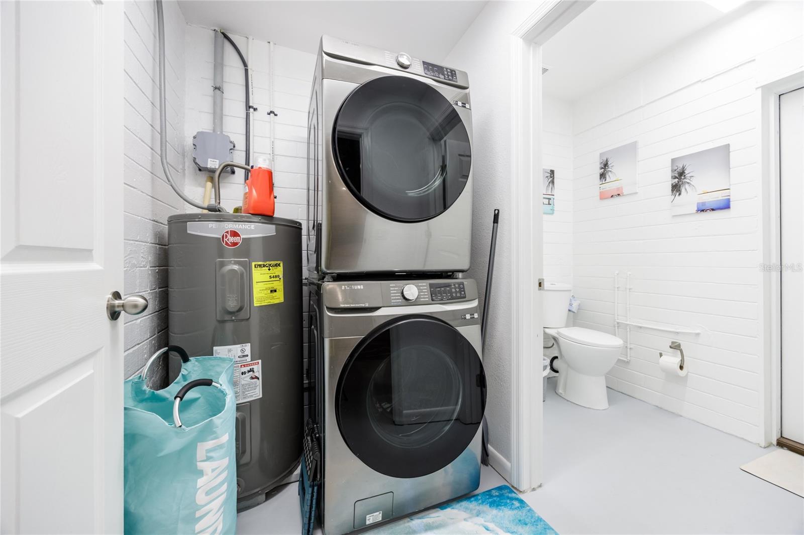 Image 41 of 59 For 7 Neptune Park