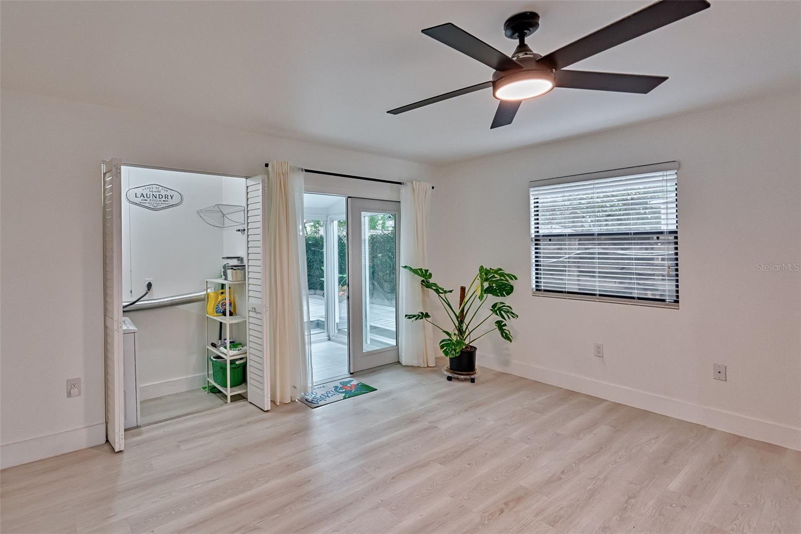 Image 11 of 33 For 4622 45th Lane