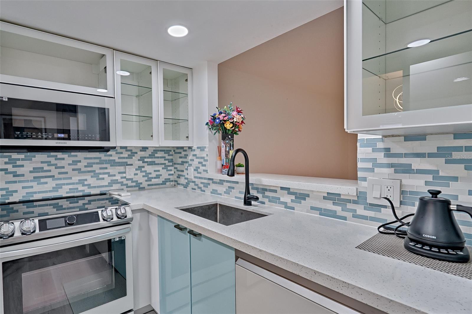 Image 7 of 33 For 4622 45th Lane