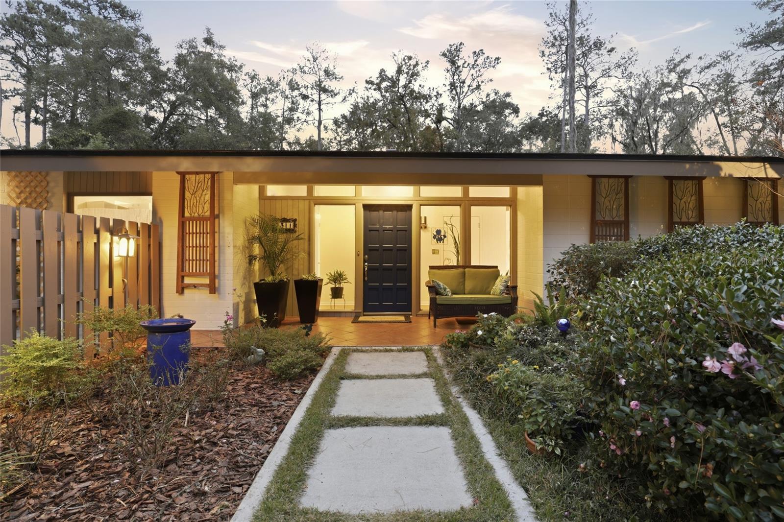 Image 5 of 55 For 3311 18th Avenue