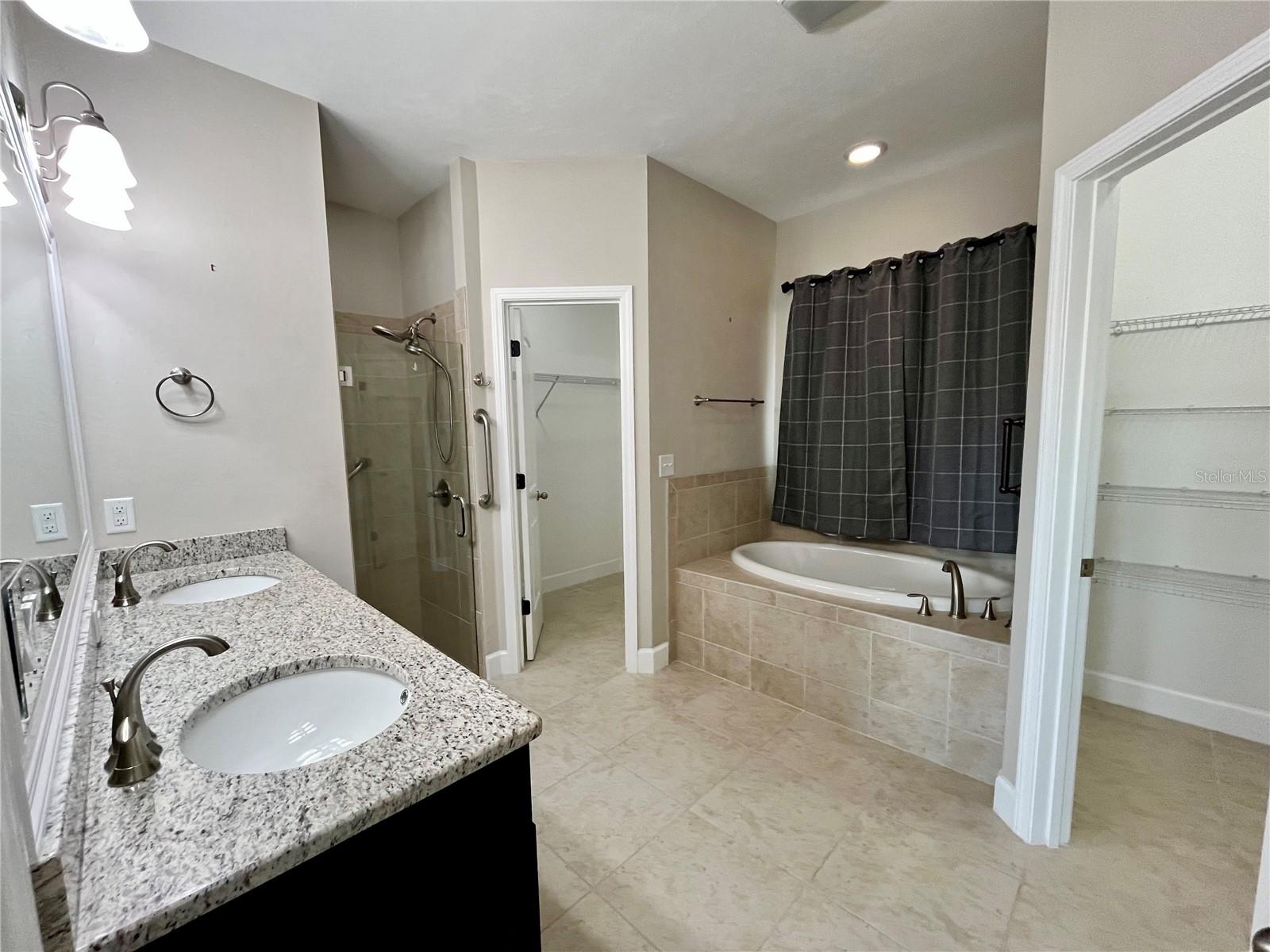 Image 10 of 23 For 19033 166th Avenue