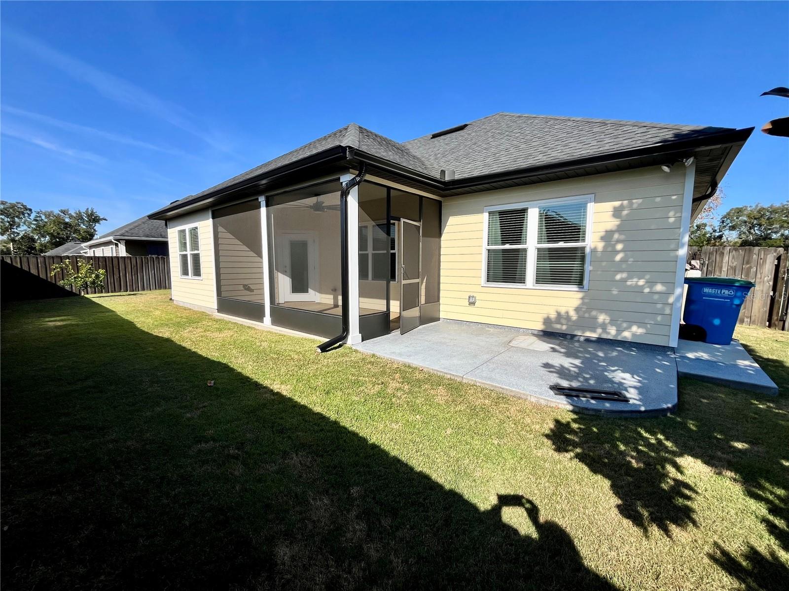 Image 22 of 23 For 19033 166th Avenue