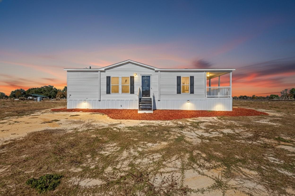 Image 34 of 41 For 11851 21st Place