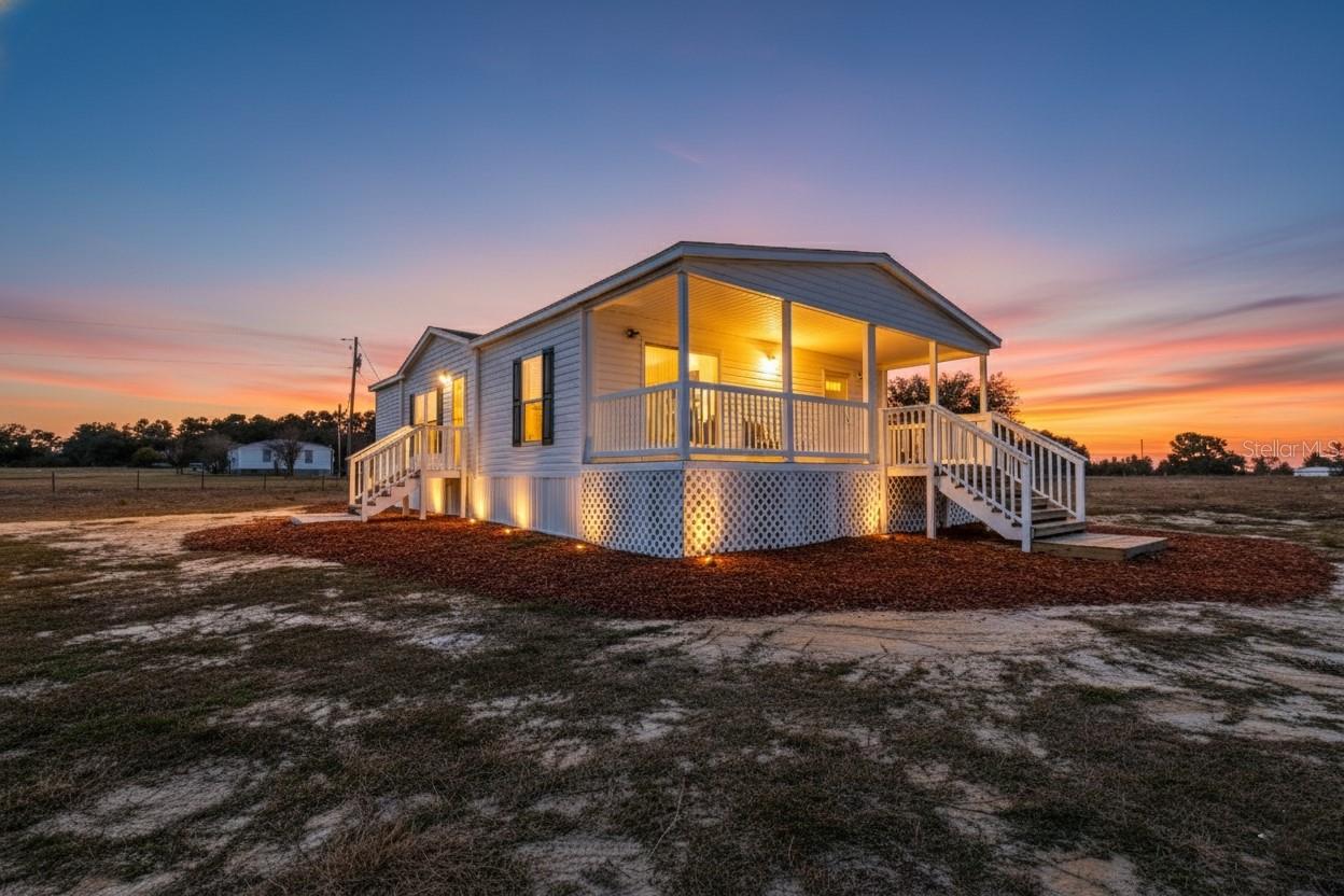 Image 35 of 41 For 11851 21st Place