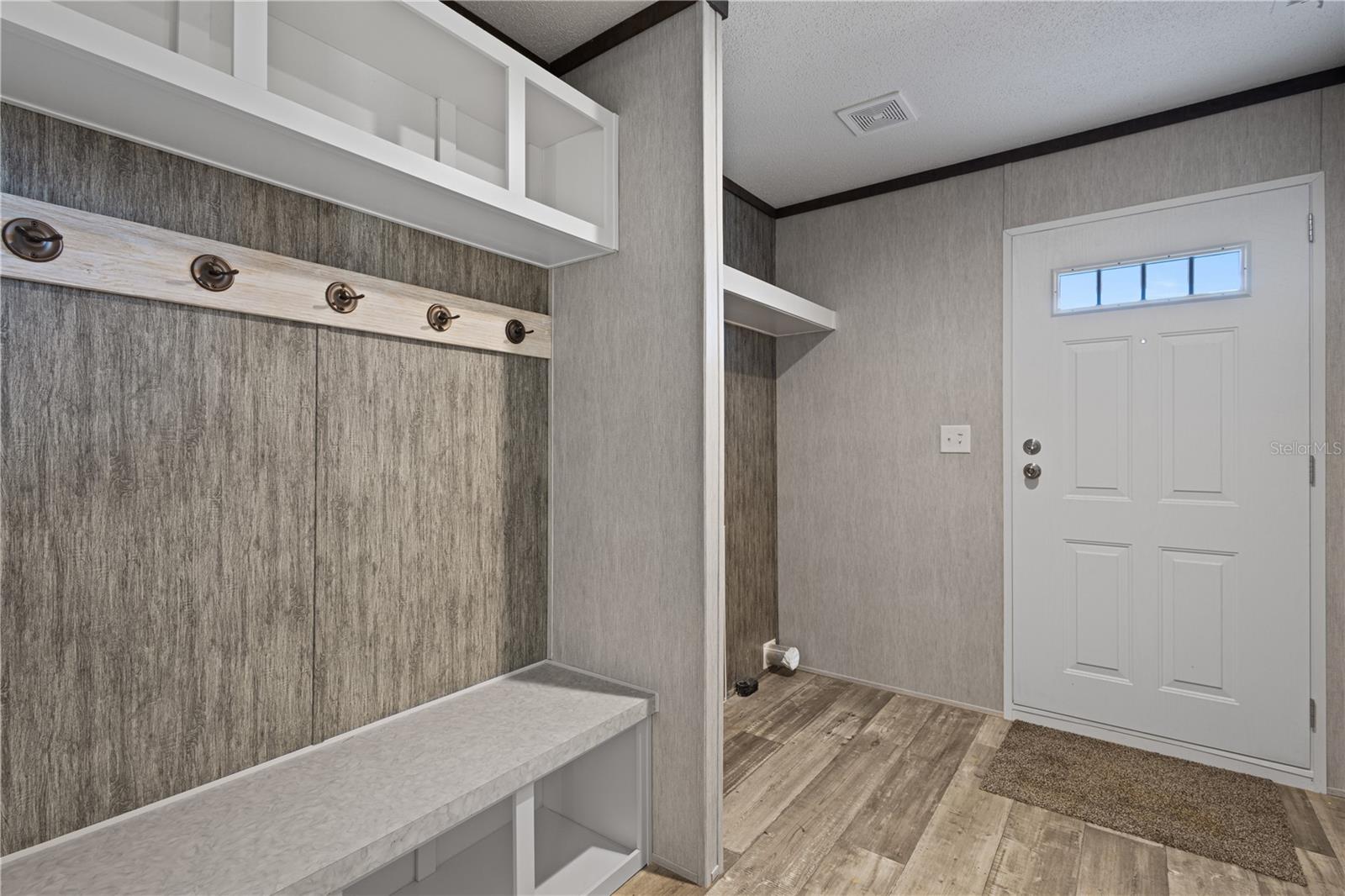 Image 4 of 41 For 11851 21st Place