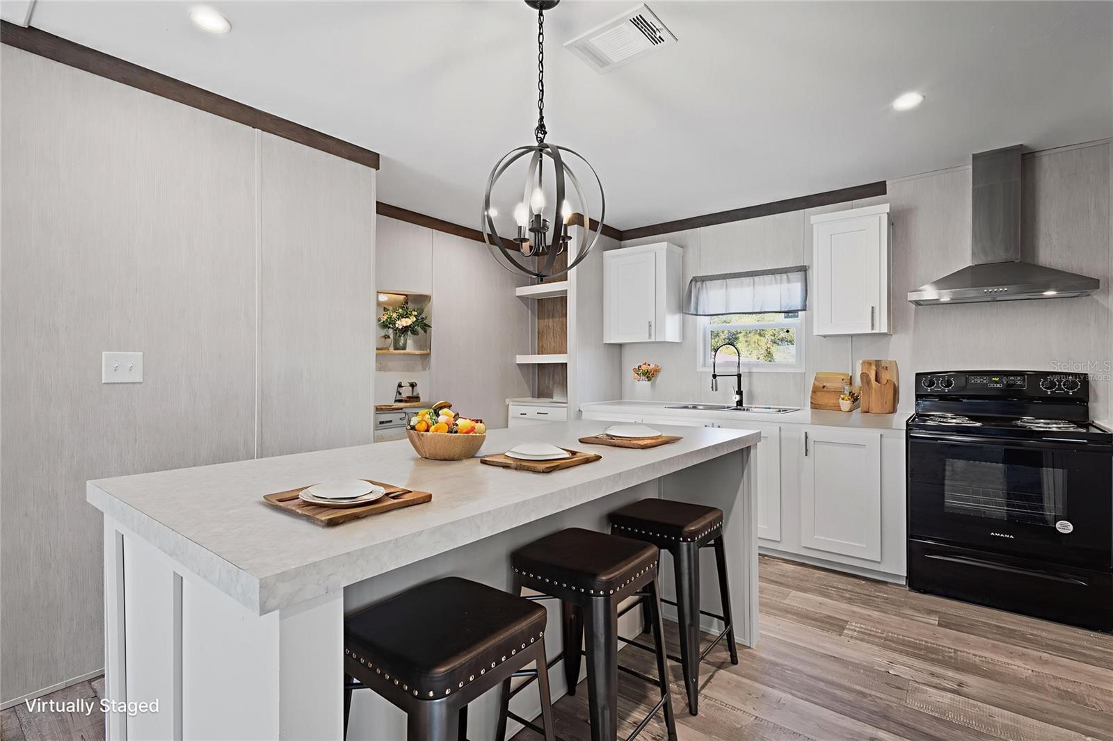 Image 5 of 41 For 11851 21st Place