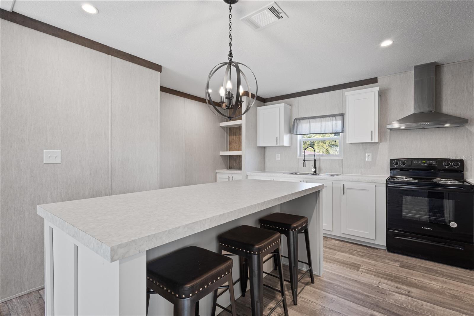 Image 6 of 41 For 11851 21st Place