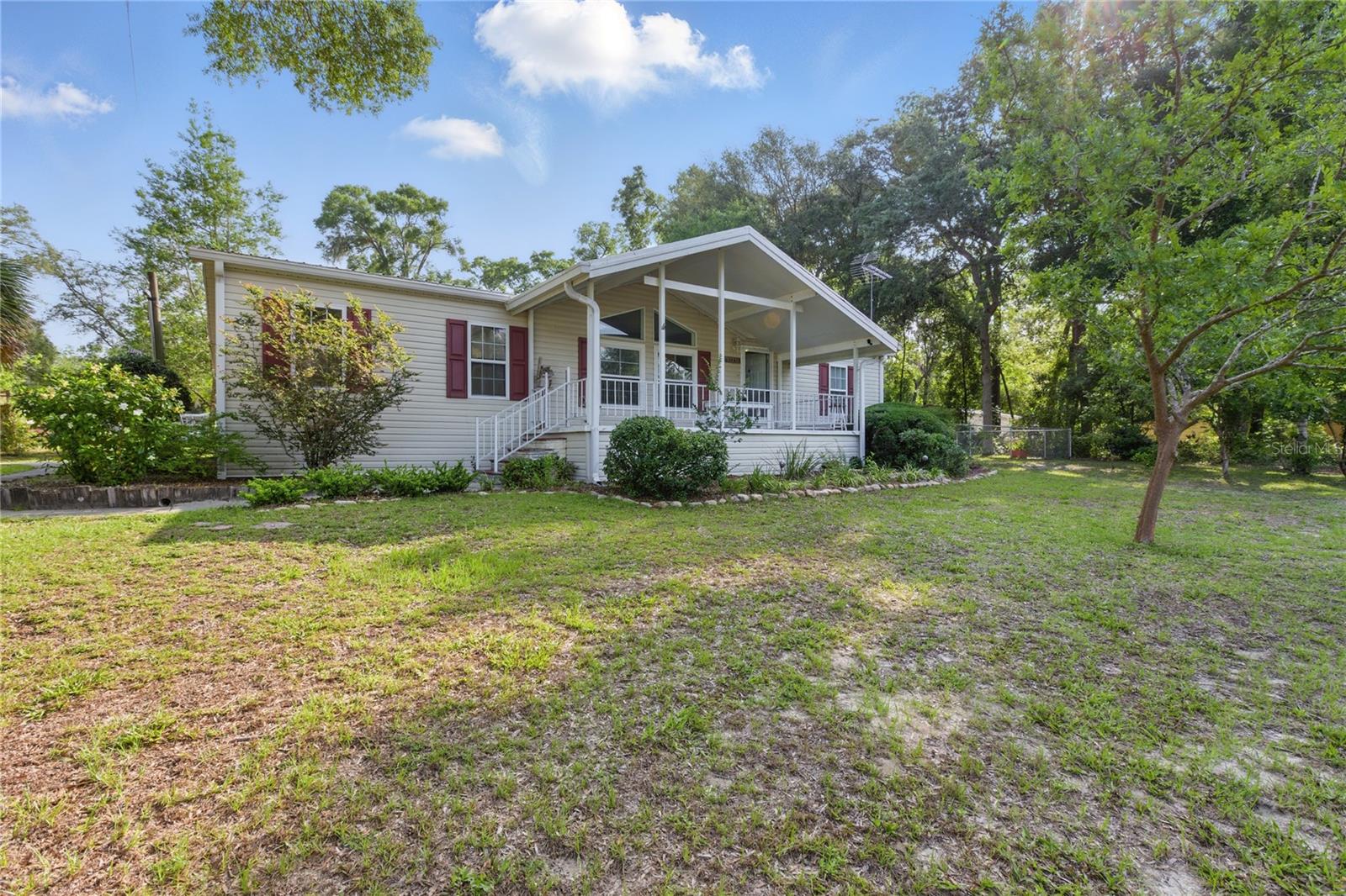 Image 18 of 82 For 17231 83rd Court