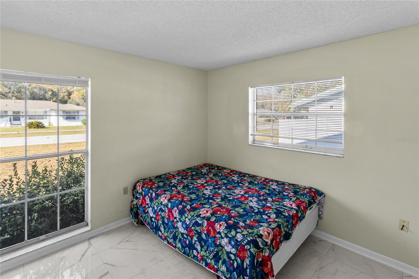 Image 13 of 28 For 15083 43rd Terrace Road